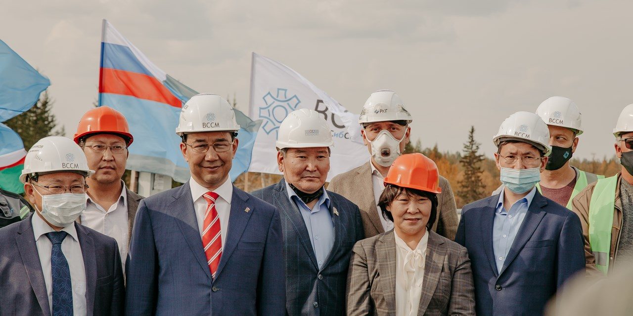head-of-sakha-republic-visited-bridge-under-construction-01